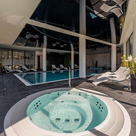 Horyzont Apartamenty - Apartamenty Westin House Sauna, Basen I Silownia Kołobrzeg Buitenkant foto
